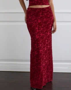 Alfreda Maxi Skirt in Flocked Mesh Flower Cherry