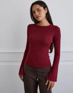 Aven Asymmetric Top in Textured Knit Red