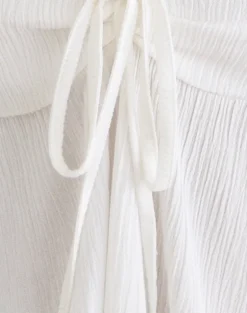 Awilix Top in Crinkle Off White