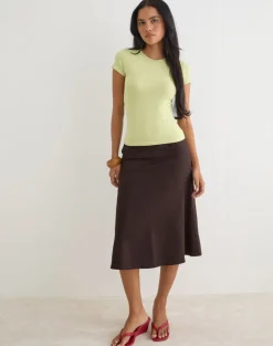 Cash High V Neck Top in Pistachio