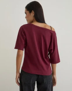 Daimin Off the Shoulder Top in Jersey Maroon