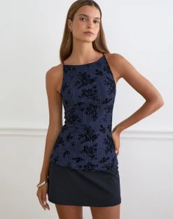 Damske Vest Top in Flocked Shimmer Plisse Navy