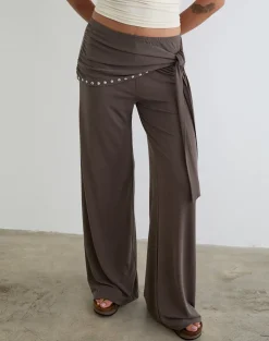 Dovina Trouser in Cupro Dark Brown