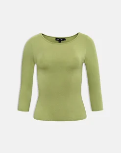 Ione Quarter Sleeve Top in Apple Green