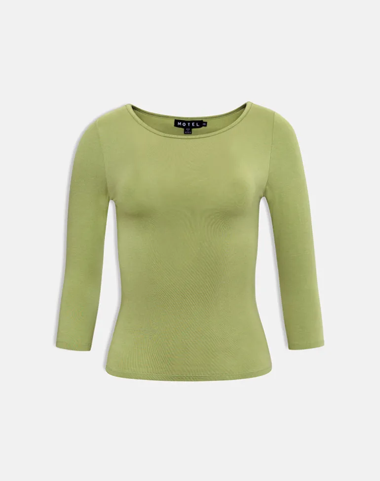 Ione Quarter Sleeve Top in Apple Green