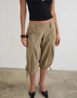 Iria Cargo Capri Trouser in Twill Khaki