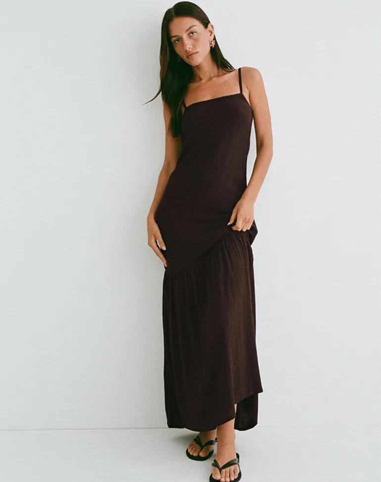 Jenesis Maxi Dress in Crinkle Bitter Chocolate