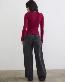 Jenji Long Sleeve Top with Pearl Button in Burgundy