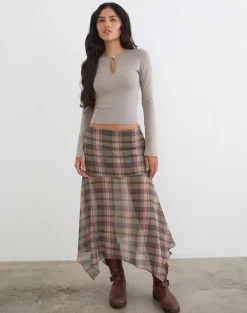 Jenji Long Sleeve Top with Pearl Button in Moon Rock