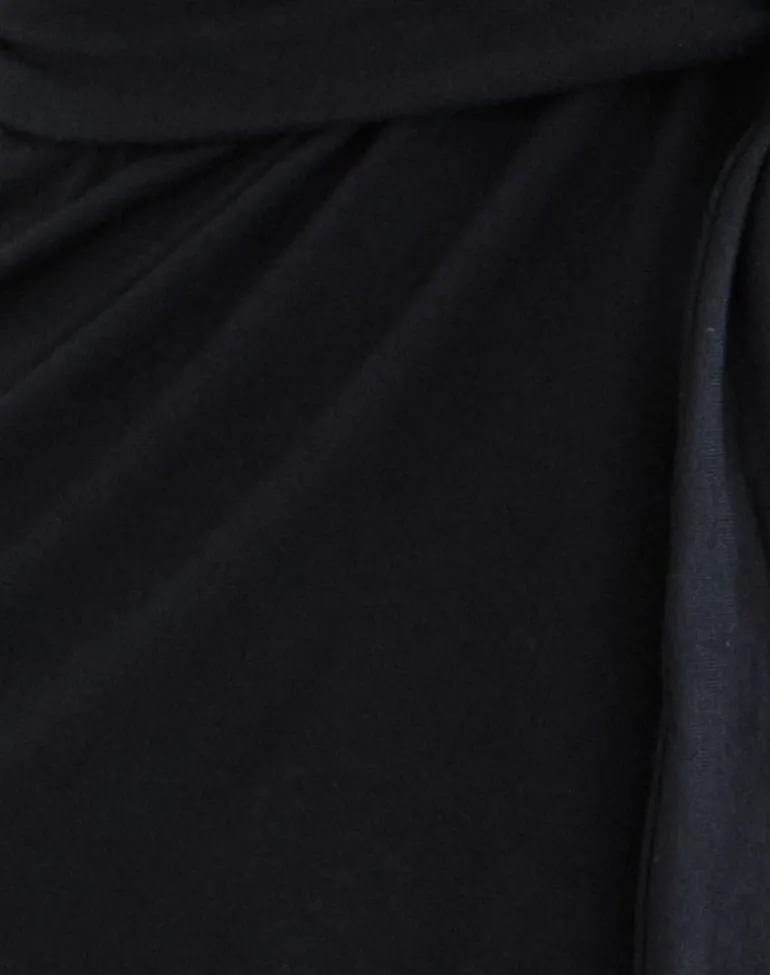 Lamae Wrap Top in Black