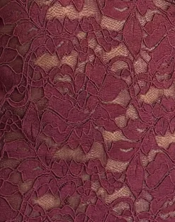 Lihat Top in Lace Burgundy with Pink Binding