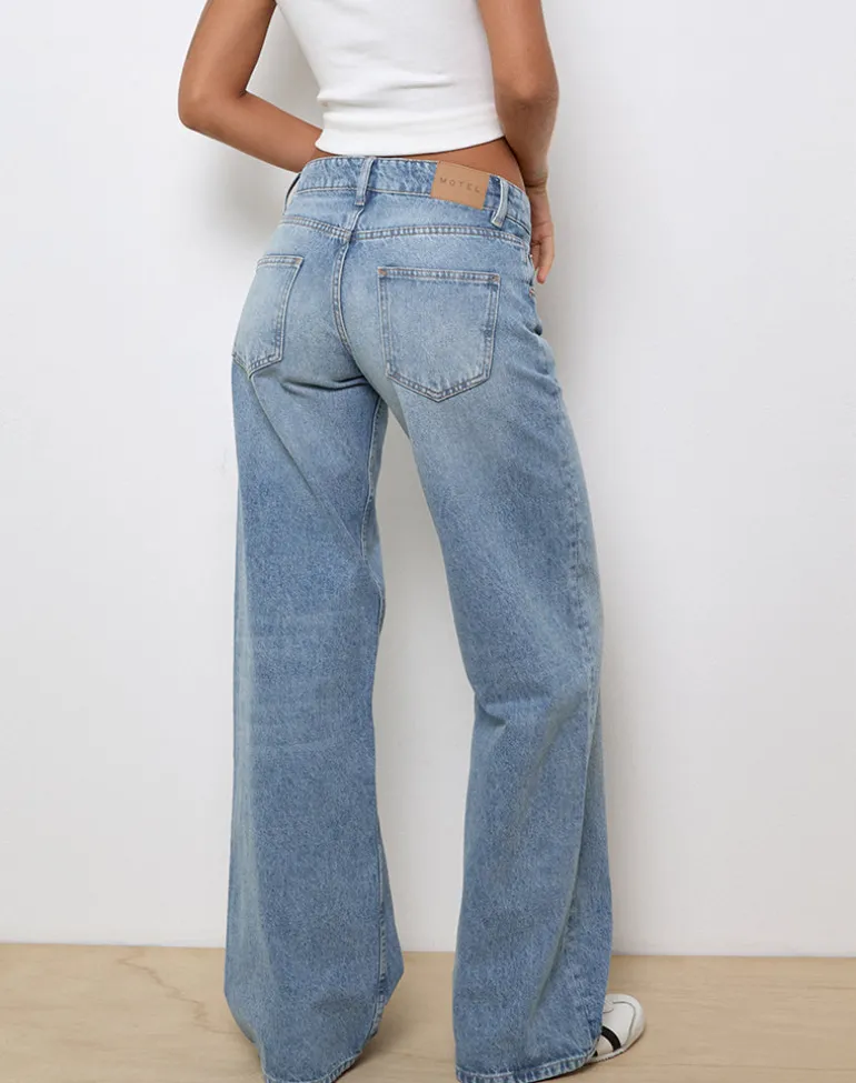 Low Rise Parallel Jeans In Bright Blue Used