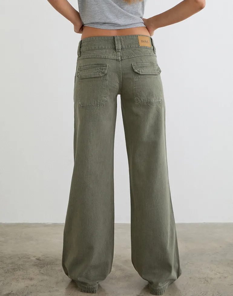 Low Rise Relaxed Cargo Jeans in Olive