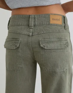 Low Rise Relaxed Cargo Jeans in Olive