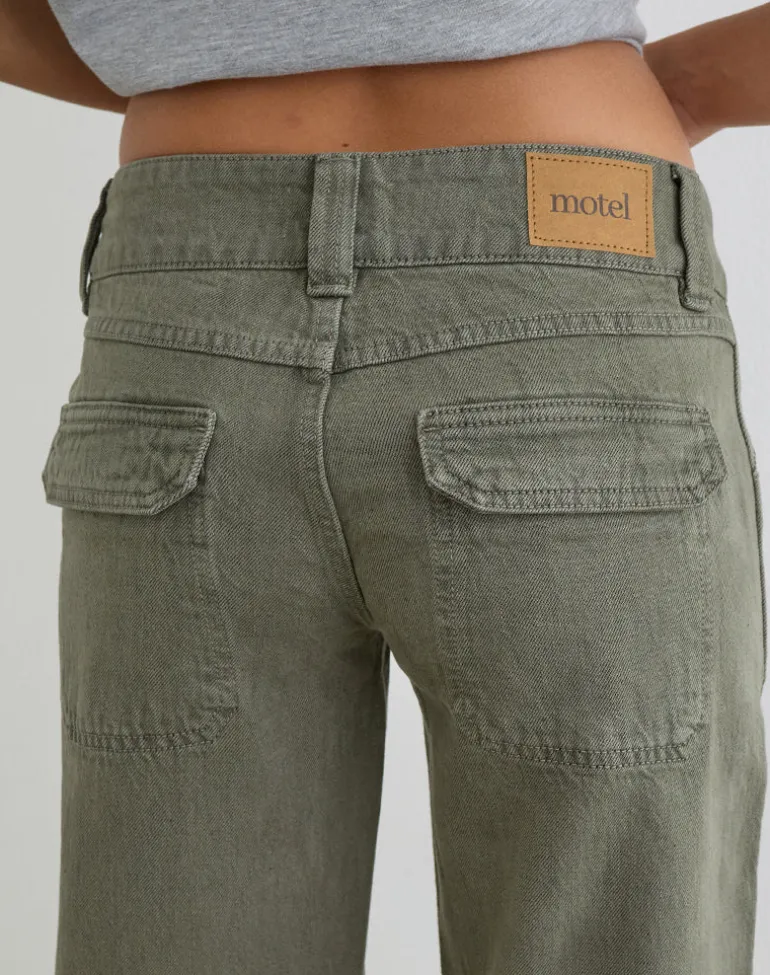 Low Rise Relaxed Cargo Jeans in Olive
