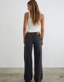Low Rise Relaxed Cargo Jeans in Vintage Black