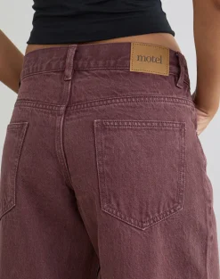 Low Rise Roomy Jeans in Burgundy