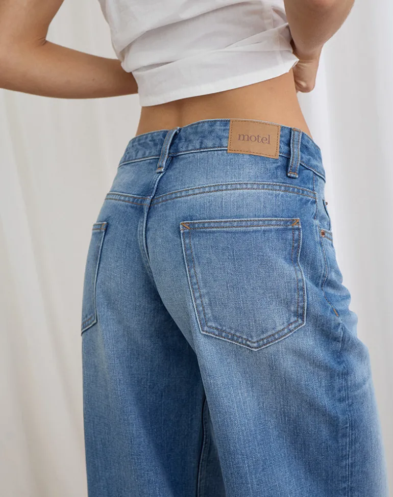 Low Rise Roomy Jeans in Fade Blue