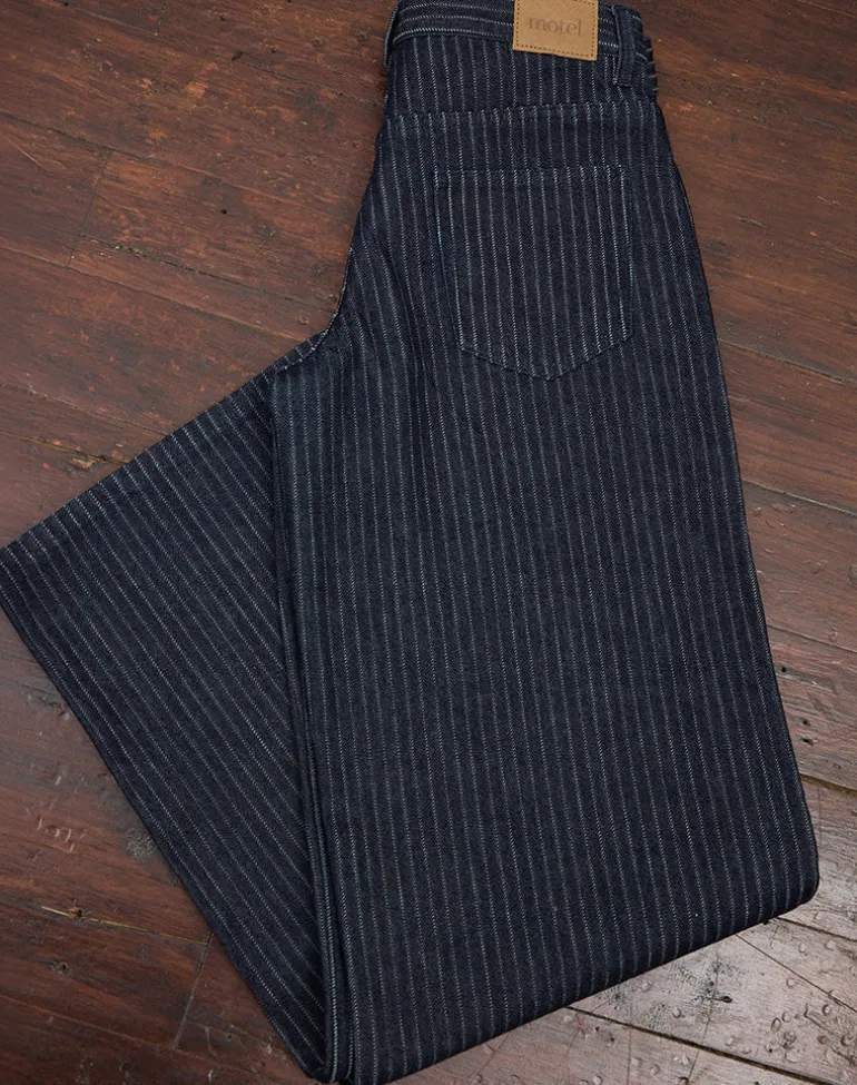 Low Rise Roomy Jeans in Stripe Indigo