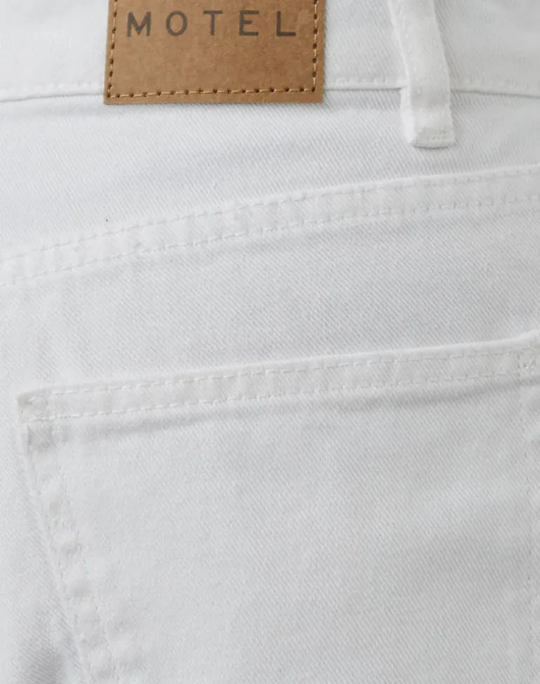 Low Rise Roomy Jeans in True White