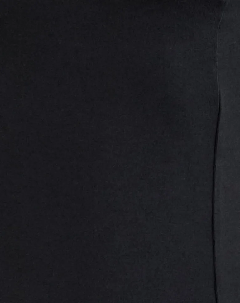 Lynod Plunge Top in Rayon Black