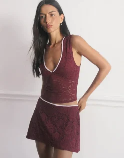 Nidya Mini Skirt in Lace Burgundy with Pink Binding