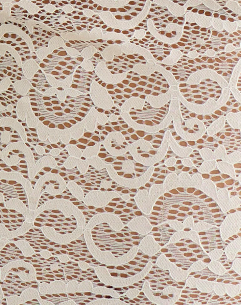 Nova Top in Lace Ivory