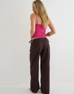 Olesy Trouser in Linen Deep Mahogany