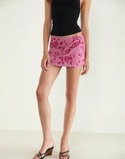 Osuya Mini Skirt in Stencil Flower Pink