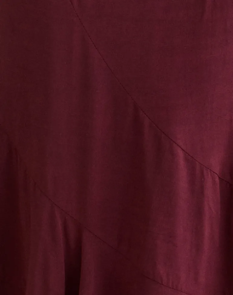 Rombe Maxi Skirt in Maroon