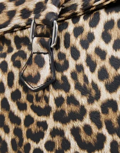 Shoulder Bag in Leopard Print