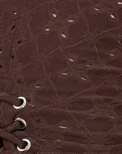 Shrine Short in Stretch Broderie Brown