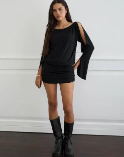 Sybe Cut Batwing Sleeve Mini Dress in Black