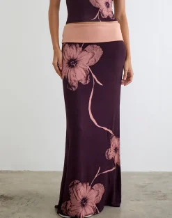 Valdra Maxi Skirt in Burgundy with Flower Silhouette