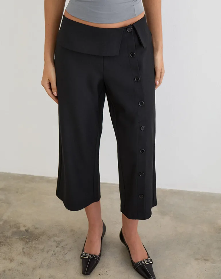 Wamari Capri Trouser in Tailoring Black