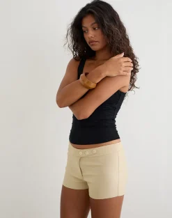 Wesara Short in Tailoring Buttercream