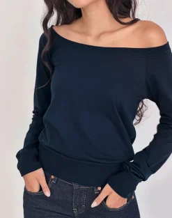 Yacin Slouchy Top in Navy