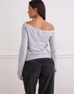 Yacin Slouchy Top in Silver