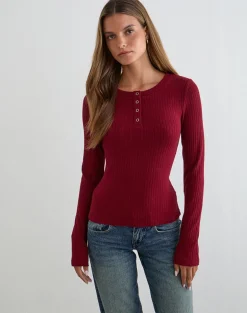 Zinta Long Sleeve Button Up Top in Rib Knit Dark Maroon